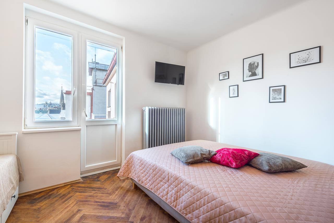 Bellagio Apartment B Прага Екстер'єр фото
