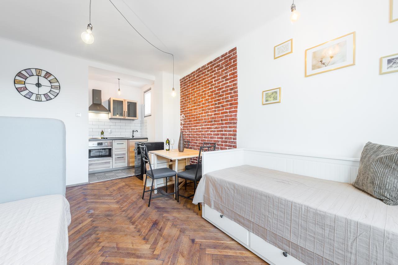Bellagio Apartment B Прага Екстер'єр фото